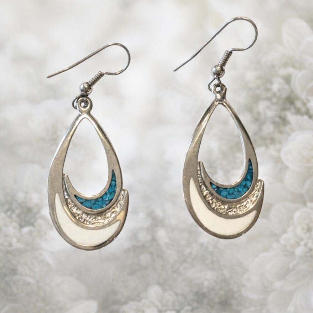 Turquoise Teardrop Dangle Earrings Silver Tone Resin Hammered